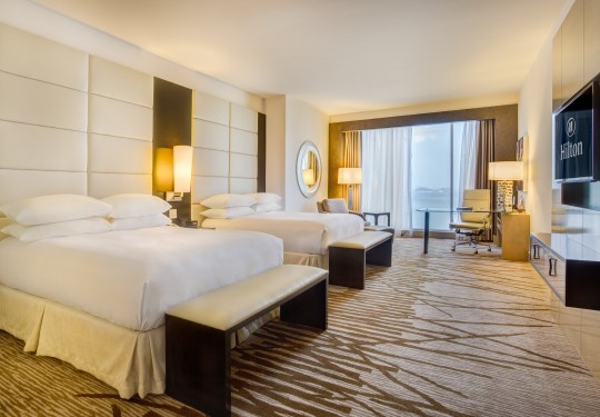 fotografo de interiores en panama - Bed room interiors, Hilton hotel, Panama city